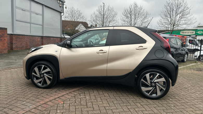 Toyota Aygo X 1.0 VVT-i Edge 5dr Petrol Hatchback